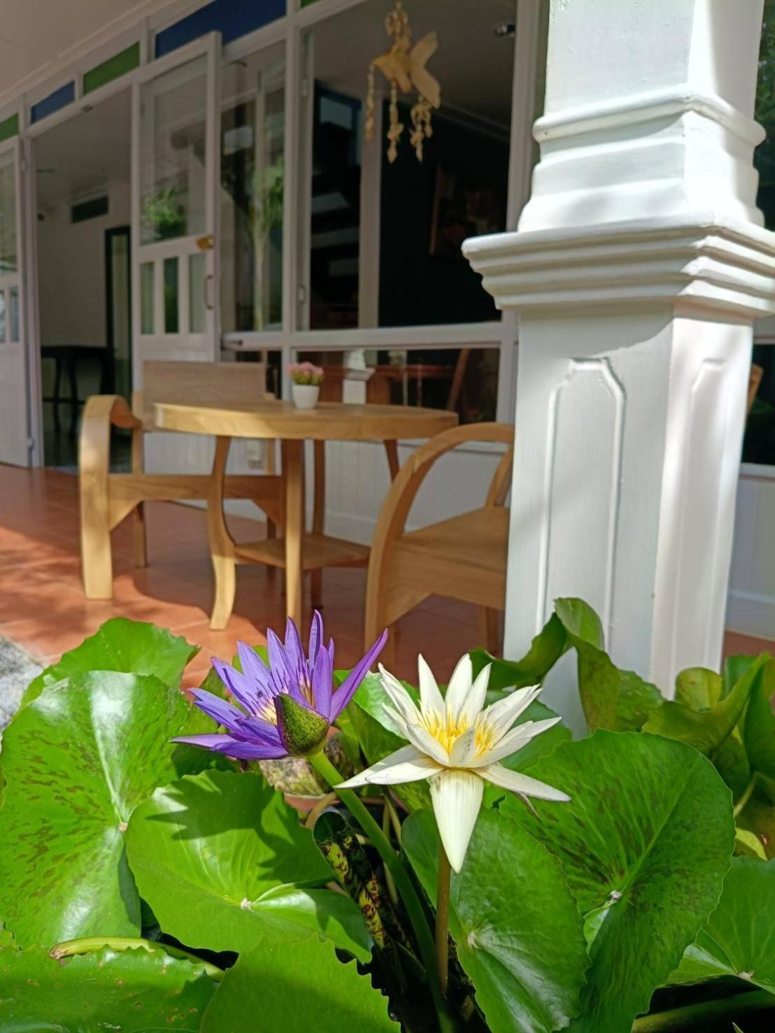 Hotel Baan Debtida Bangkok Zewnętrze zdjęcie