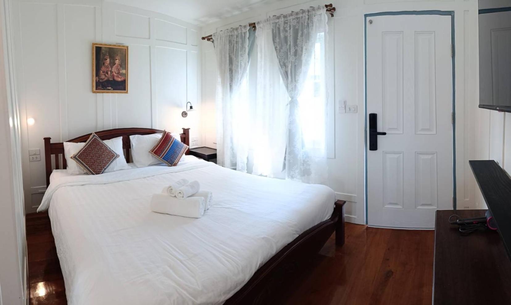 Hotel Baan Debtida Bangkok Zewnętrze zdjęcie